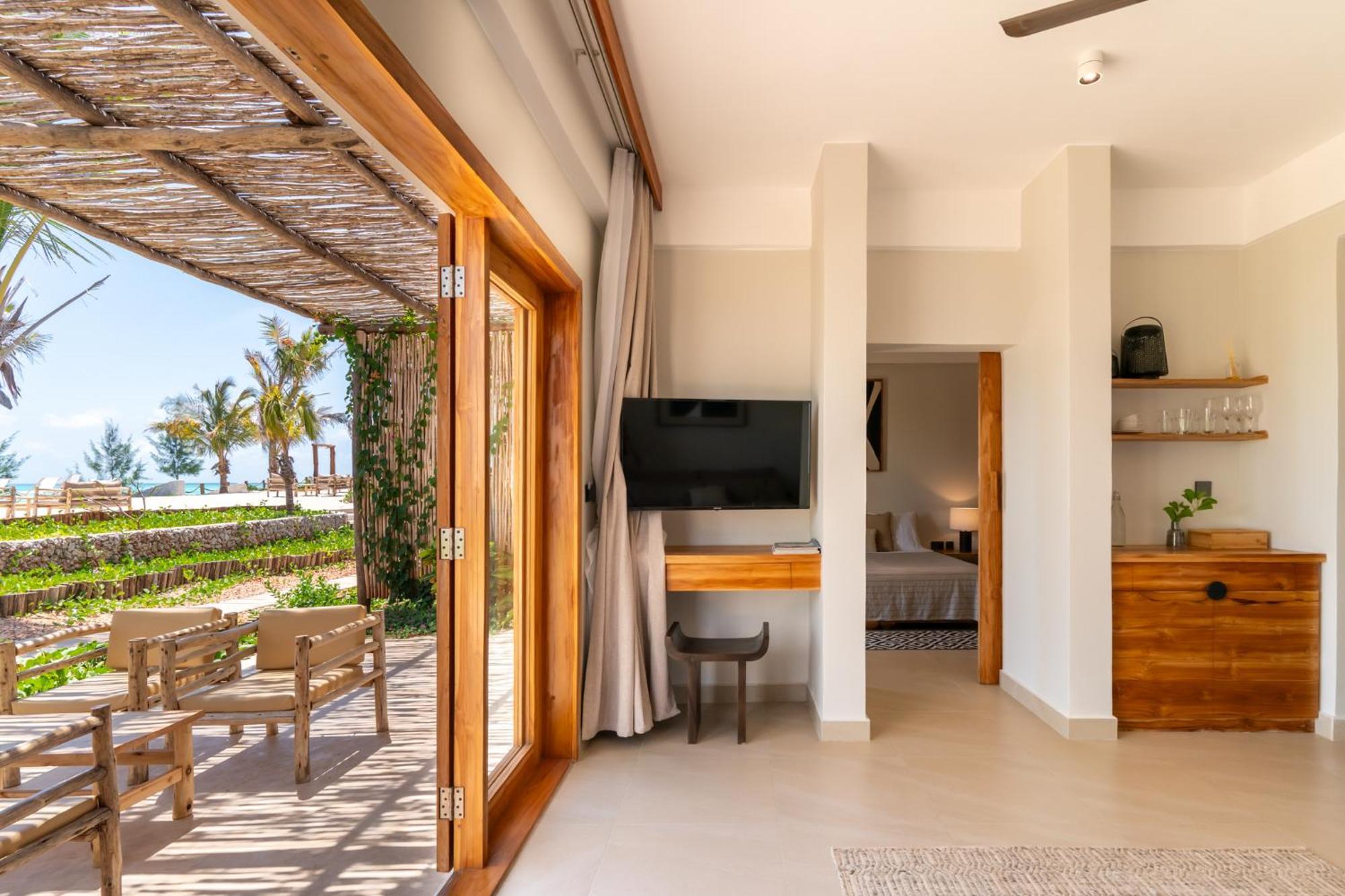 Kaskazi Hotel Zanzibar Джамбиани Екстериор снимка