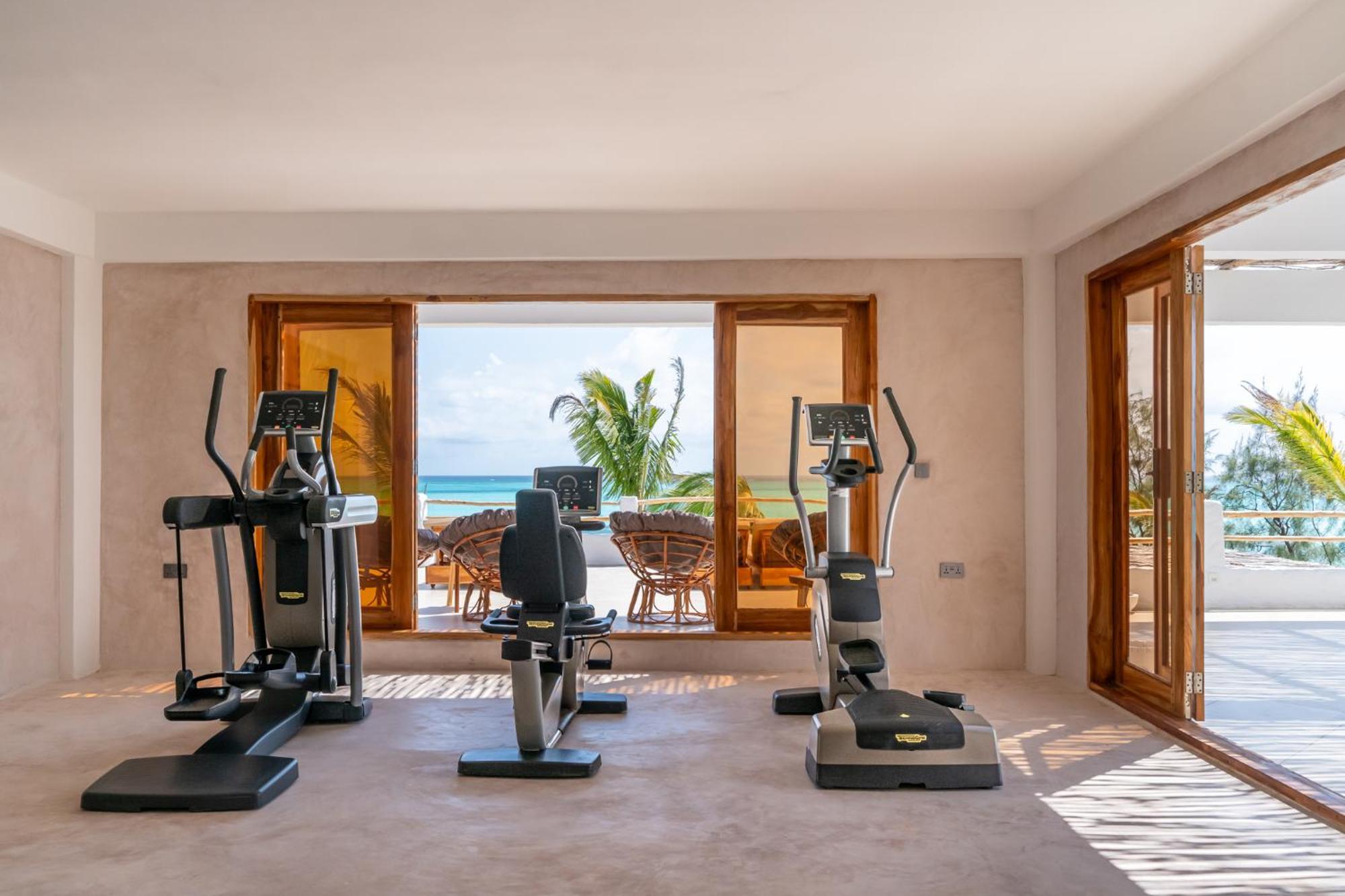 Kaskazi Hotel Zanzibar Джамбиани Екстериор снимка