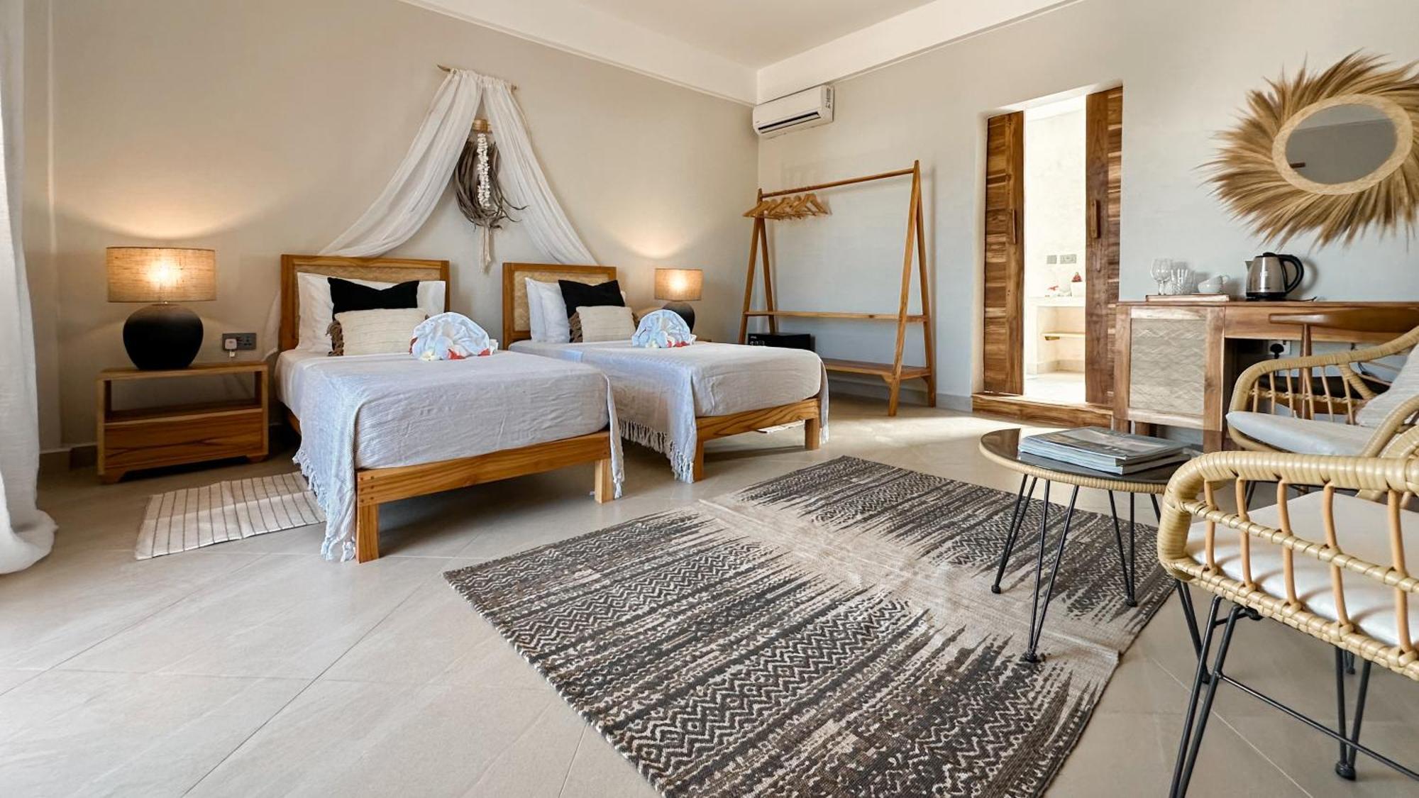 Kaskazi Hotel Zanzibar Джамбиани Екстериор снимка