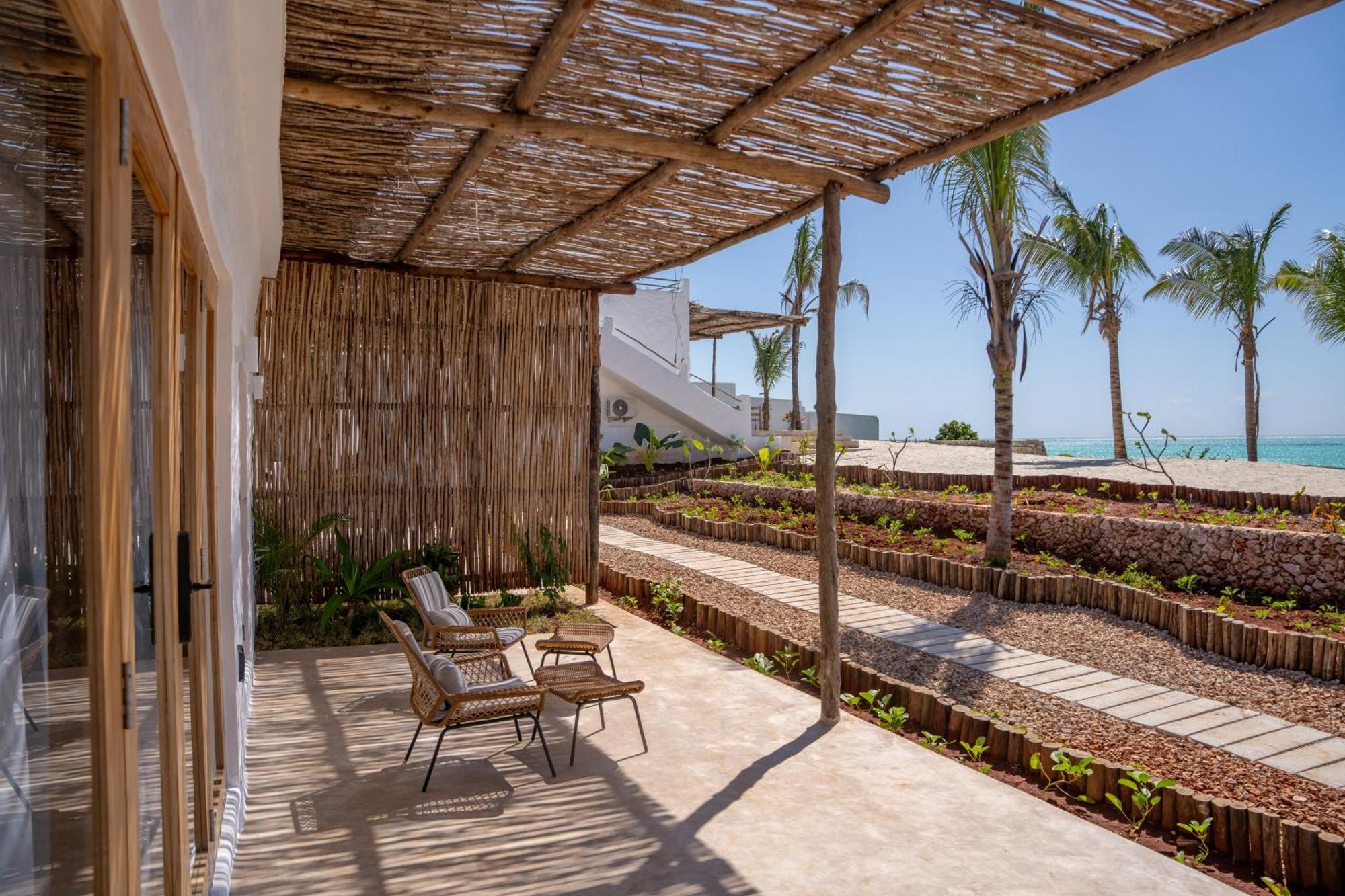Kaskazi Hotel Zanzibar Джамбиани Екстериор снимка