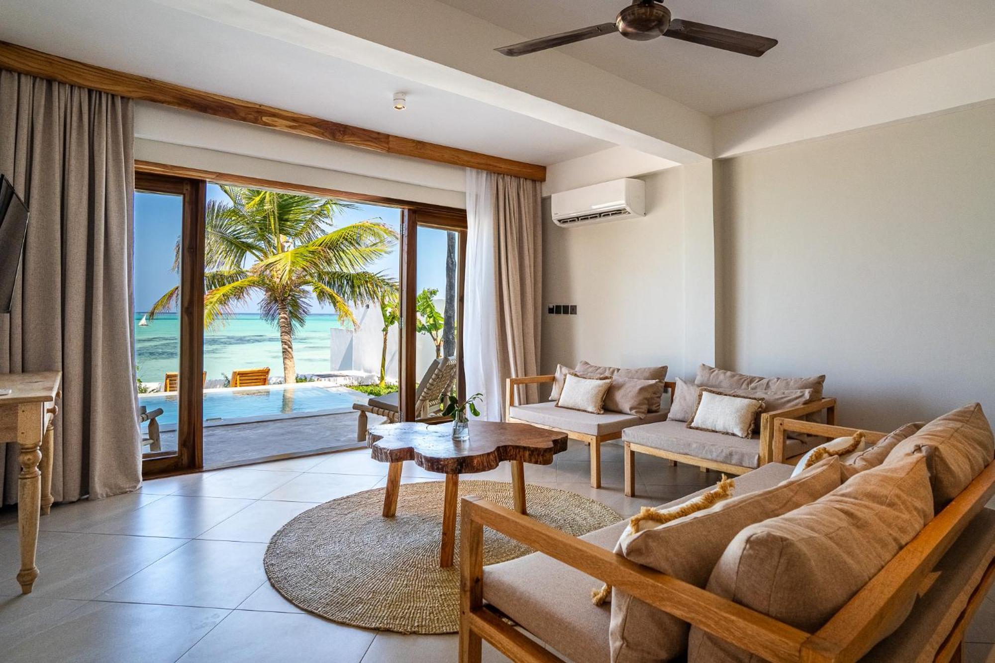Kaskazi Hotel Zanzibar Джамбиани Екстериор снимка