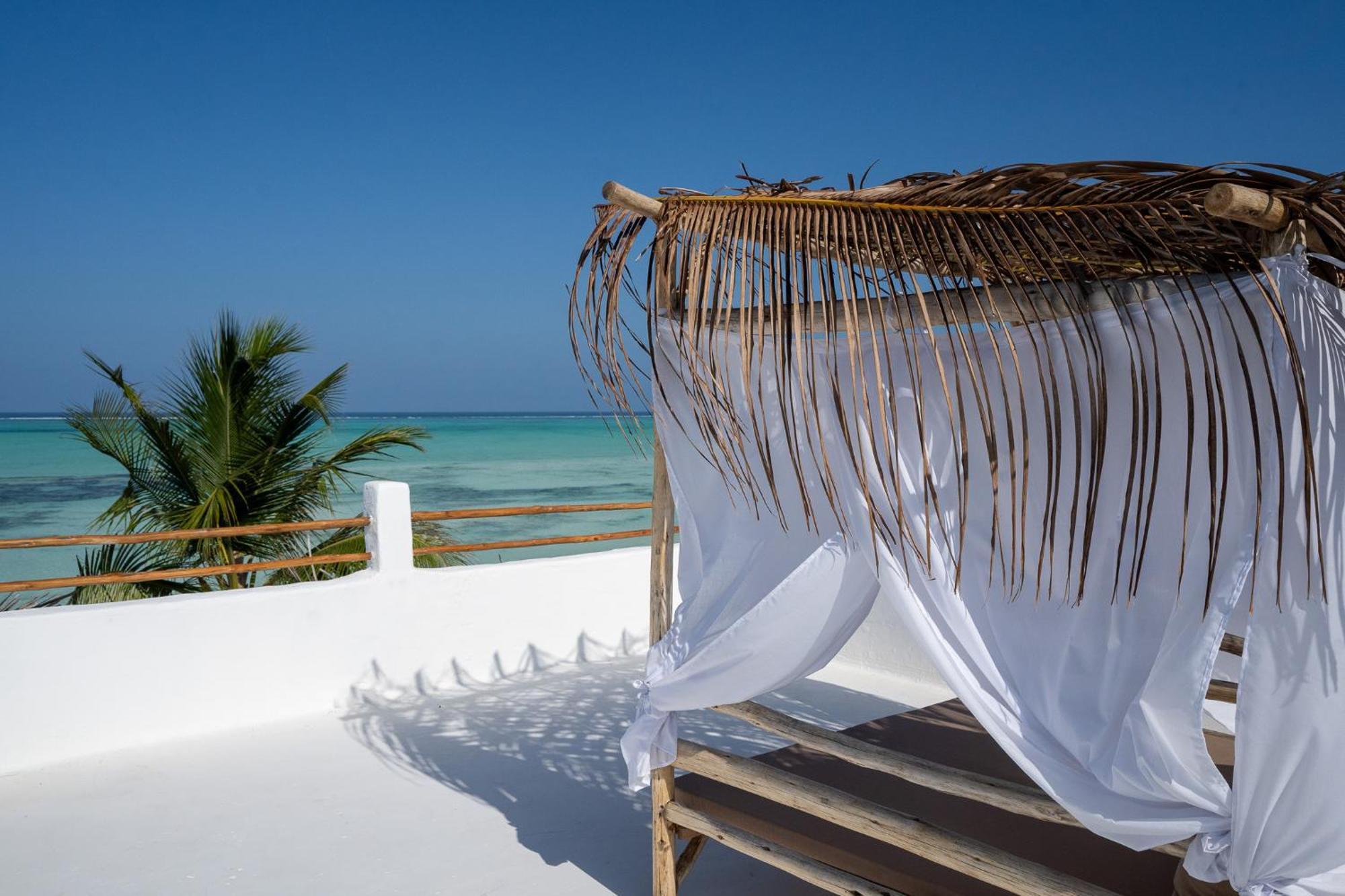 Kaskazi Hotel Zanzibar Джамбиани Екстериор снимка