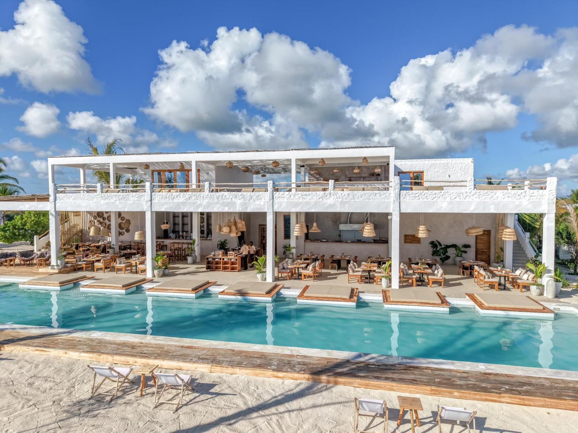 Kaskazi Hotel Zanzibar Джамбиани Екстериор снимка