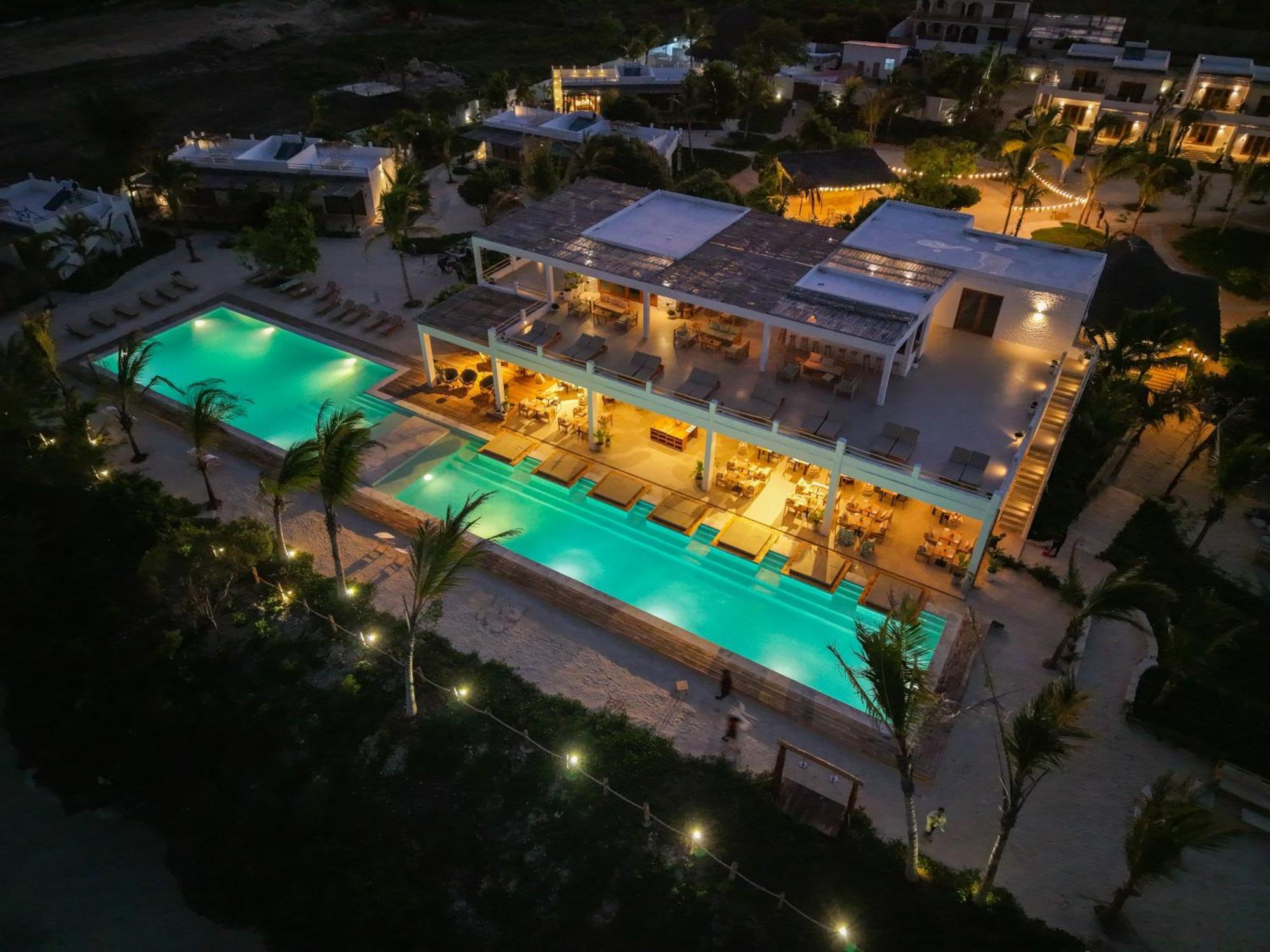 Kaskazi Hotel Zanzibar Джамбиани Екстериор снимка