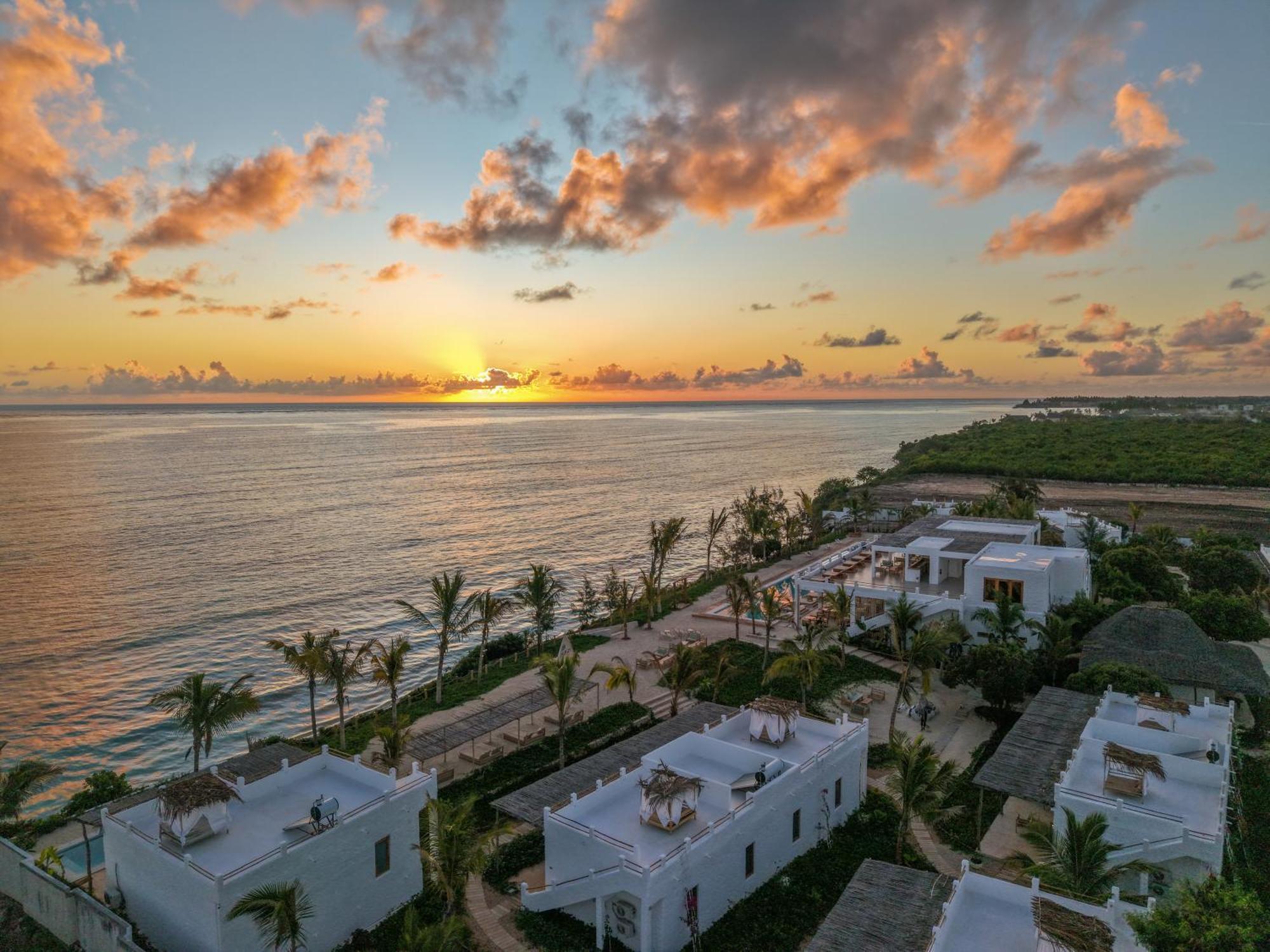 Kaskazi Hotel Zanzibar Джамбиани Екстериор снимка
