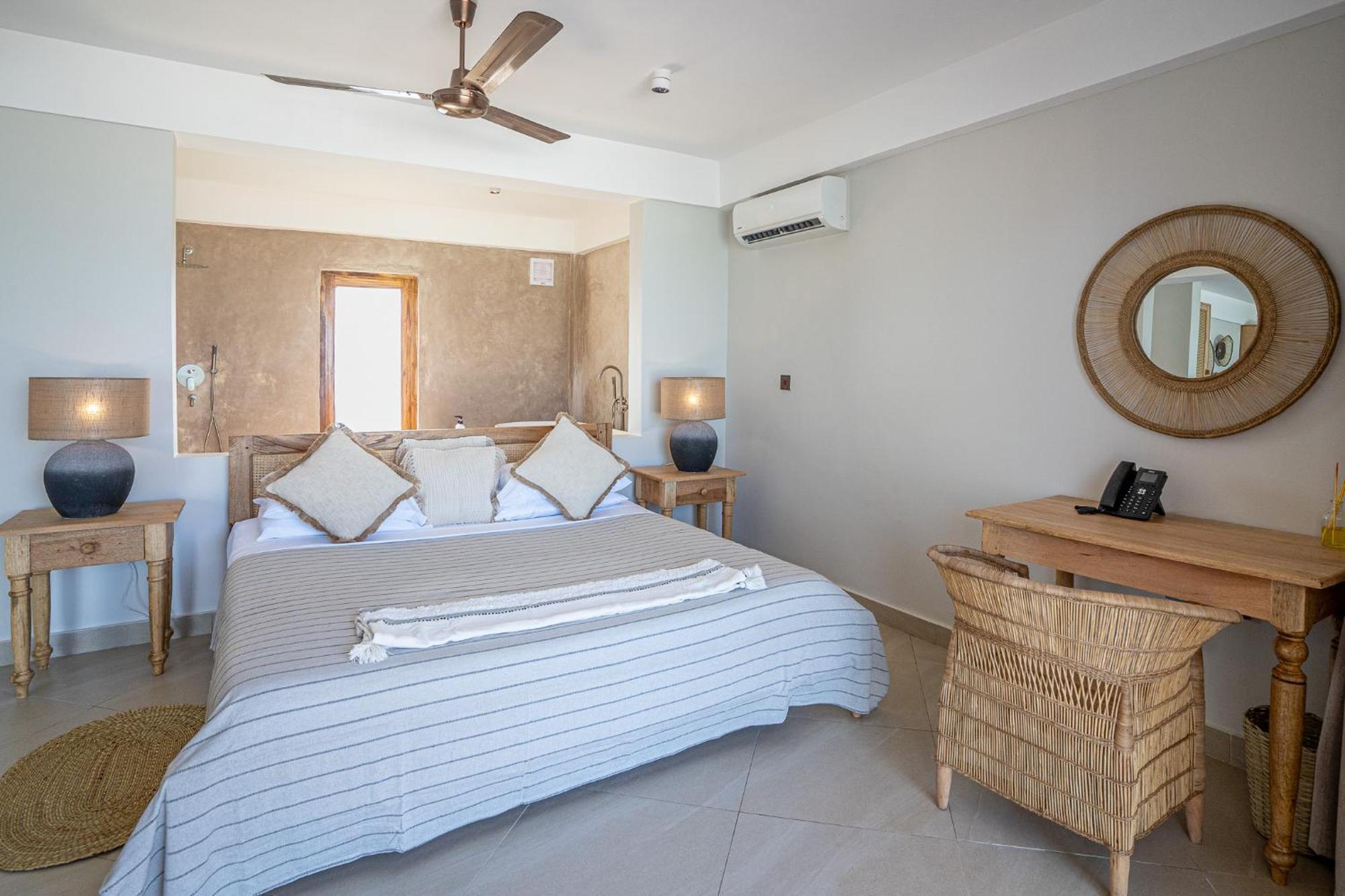 Kaskazi Hotel Zanzibar Джамбиани Екстериор снимка