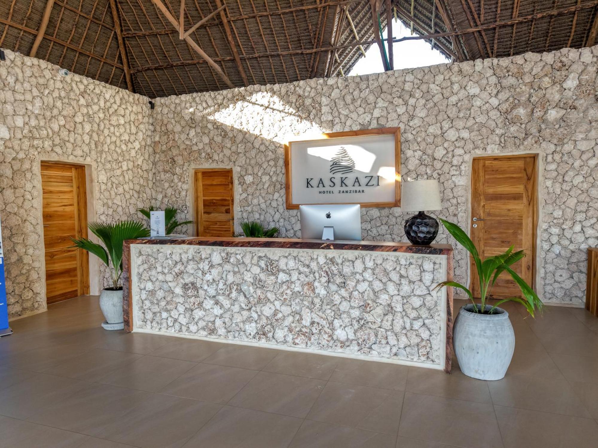Kaskazi Hotel Zanzibar Джамбиани Екстериор снимка